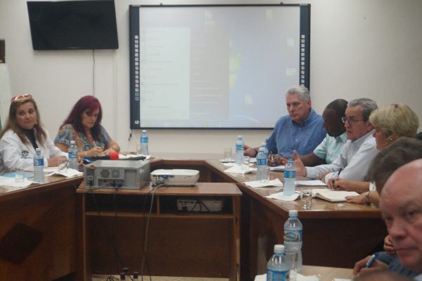 Visita Díaz Canel Centro de Investigaciones Bioplantas