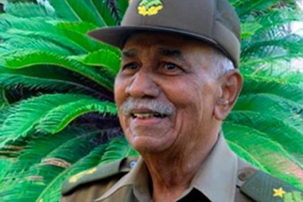 Evocan legado de Juan Almeida Bosque en Ciego de Ávila