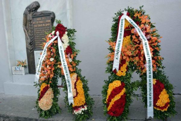 Homenaje de Raúl y Díaz-Canel a los mártires del 30 de noviembre