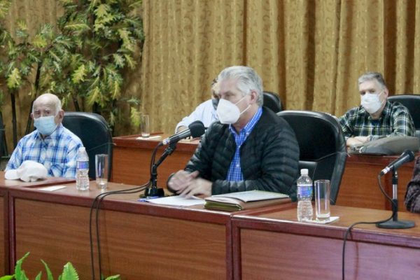 Convoca Díaz-Canel a trabajar con mucha inteligencia y compromiso