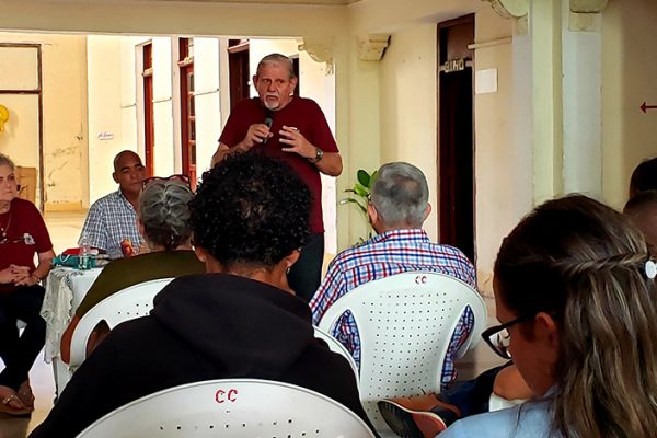 Inauguran en Ciego de Ávila exposición ¿Por qué Revolución?